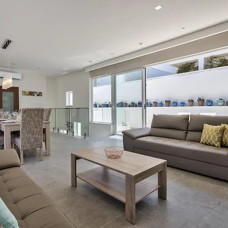 Villa Blu - Family Villa With Indoor Heated Pool, Sauna And Games Room Mellieha Exterior photo