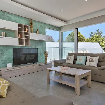 Villa Blu - Family Villa With Indoor Heated Pool, Sauna And Games Room Mellieha Exterior photo