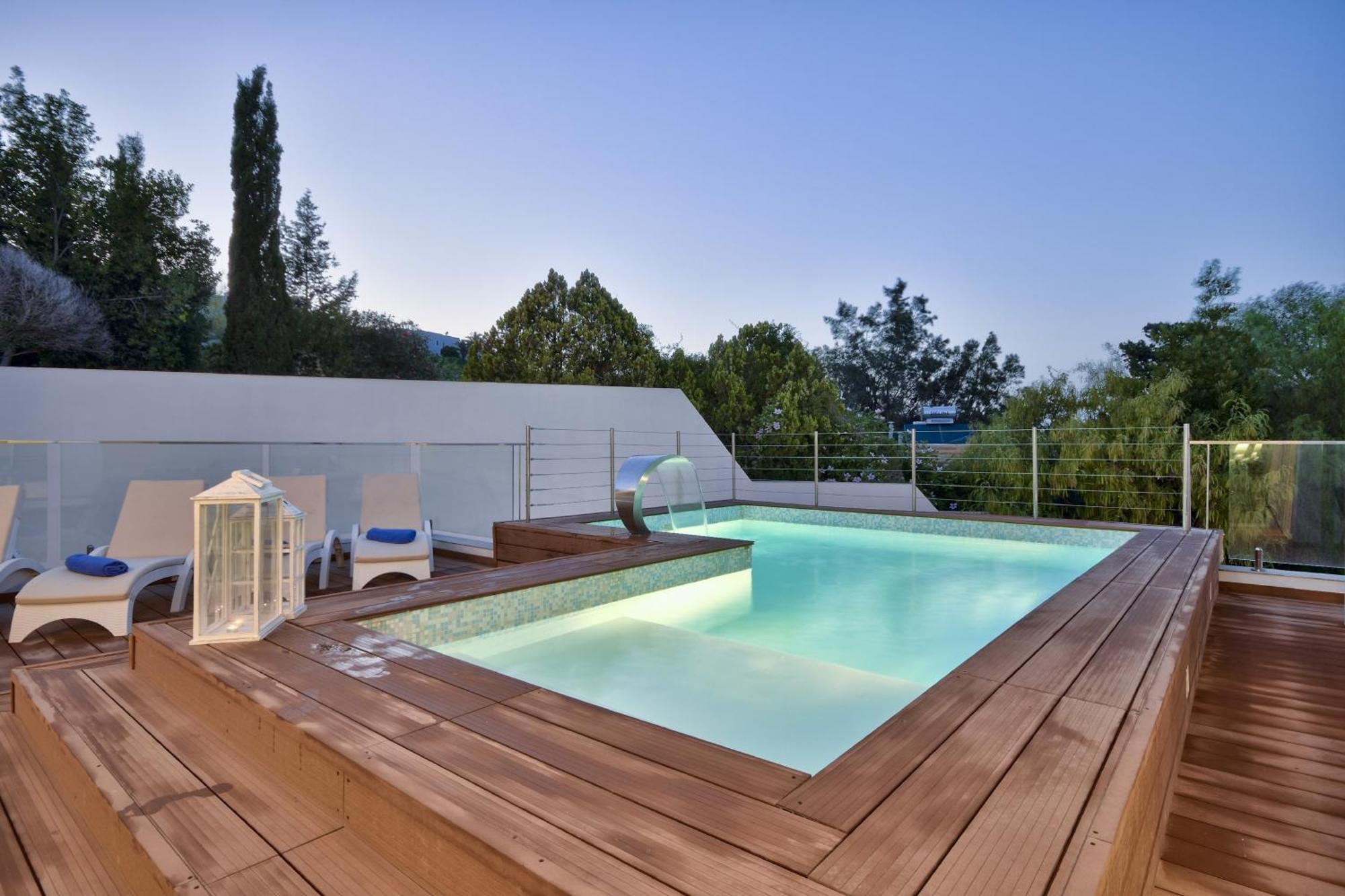 Villa Blu - Family With Indoor Heated Pool, Sauna And Games *