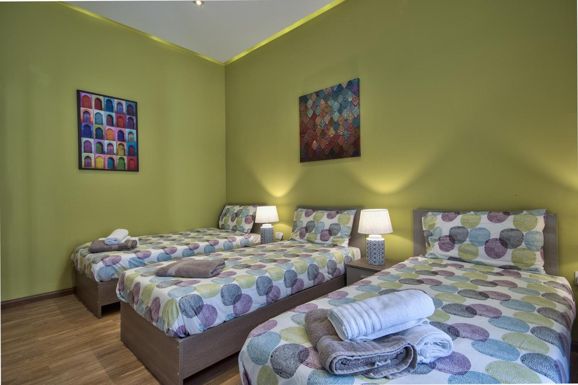 Villa Blu - Family With Indoor Heated Pool, Sauna And Games