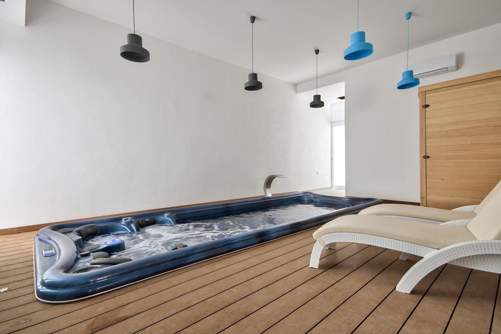 Blu - Family With Indoor Heated Pool, Sauna And Games Mellieha