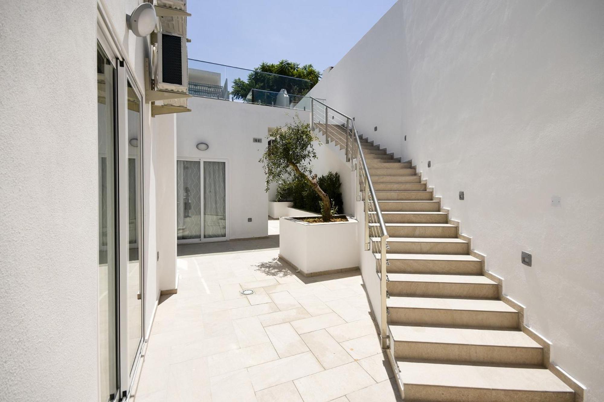 Blu - Family With Indoor Heated Pool, Sauna And Games Villa