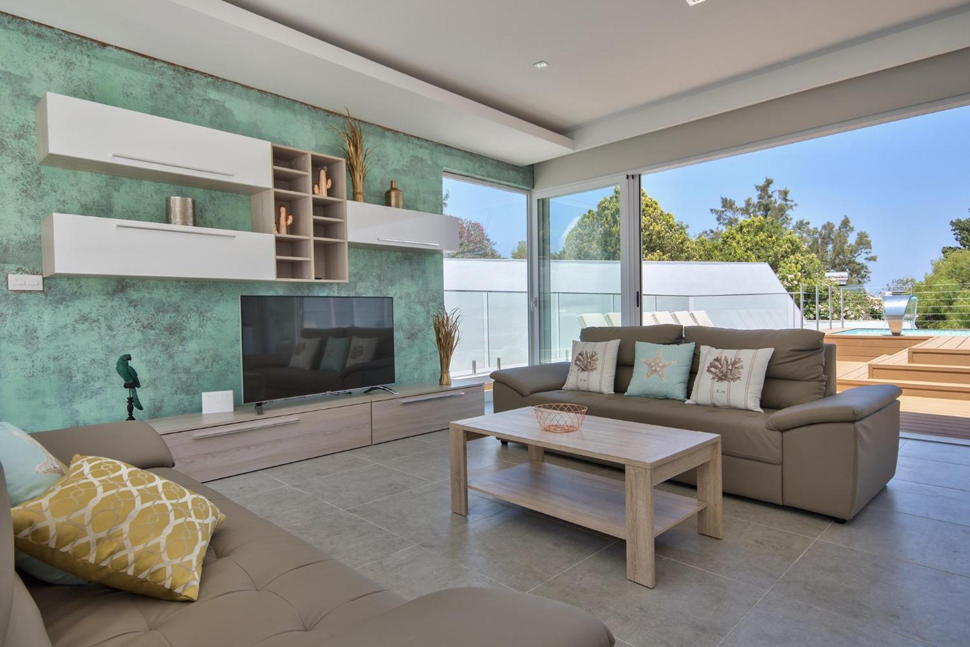 Blu - Family With Indoor Heated Pool, Sauna And Games *