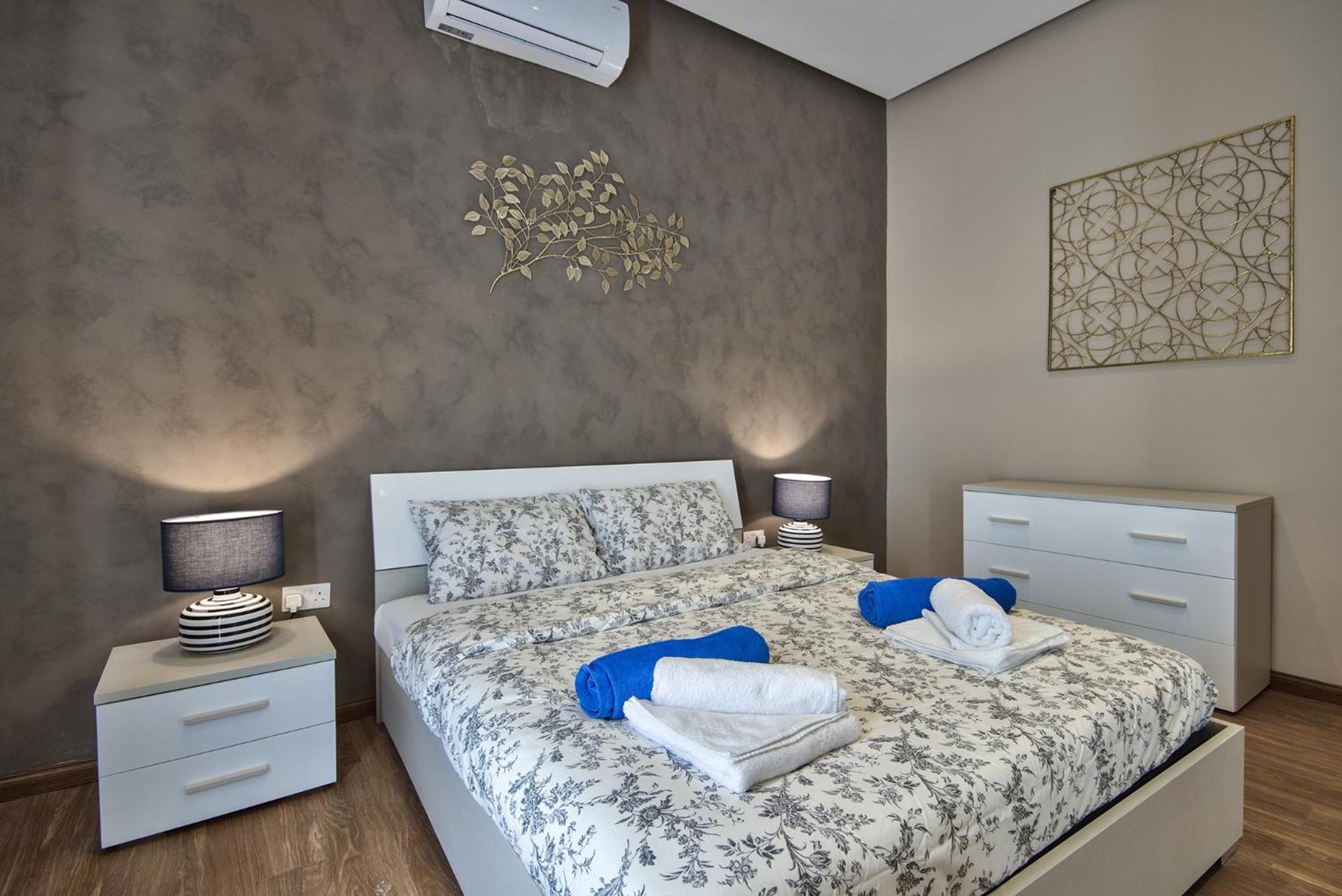 Blu - Family With Indoor Heated Pool, Sauna And Games * Mellieha